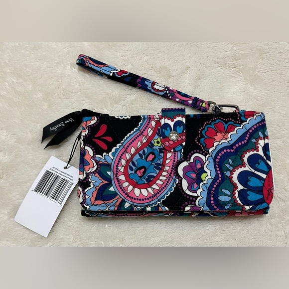 NWT Vera Bradley RFID Smartphone Tech Wallet Wristlet Haymarket Paisley MSRP $59 - Picture 2 of 4